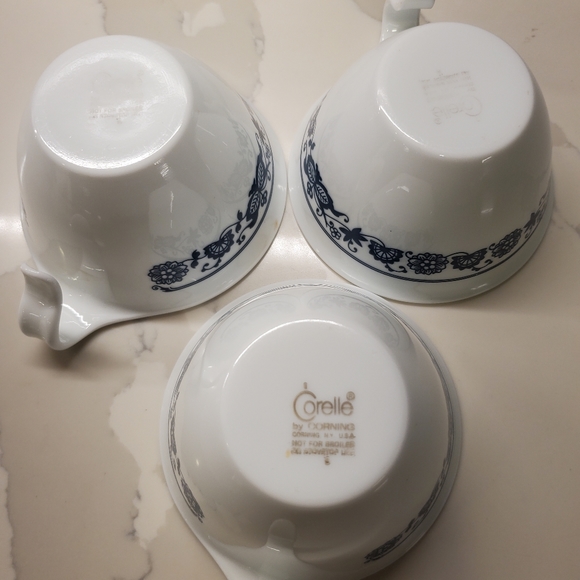 Corelle by Corning, Old Town Blue Onion, set of 3 tea cups - Picture 3 of 5
